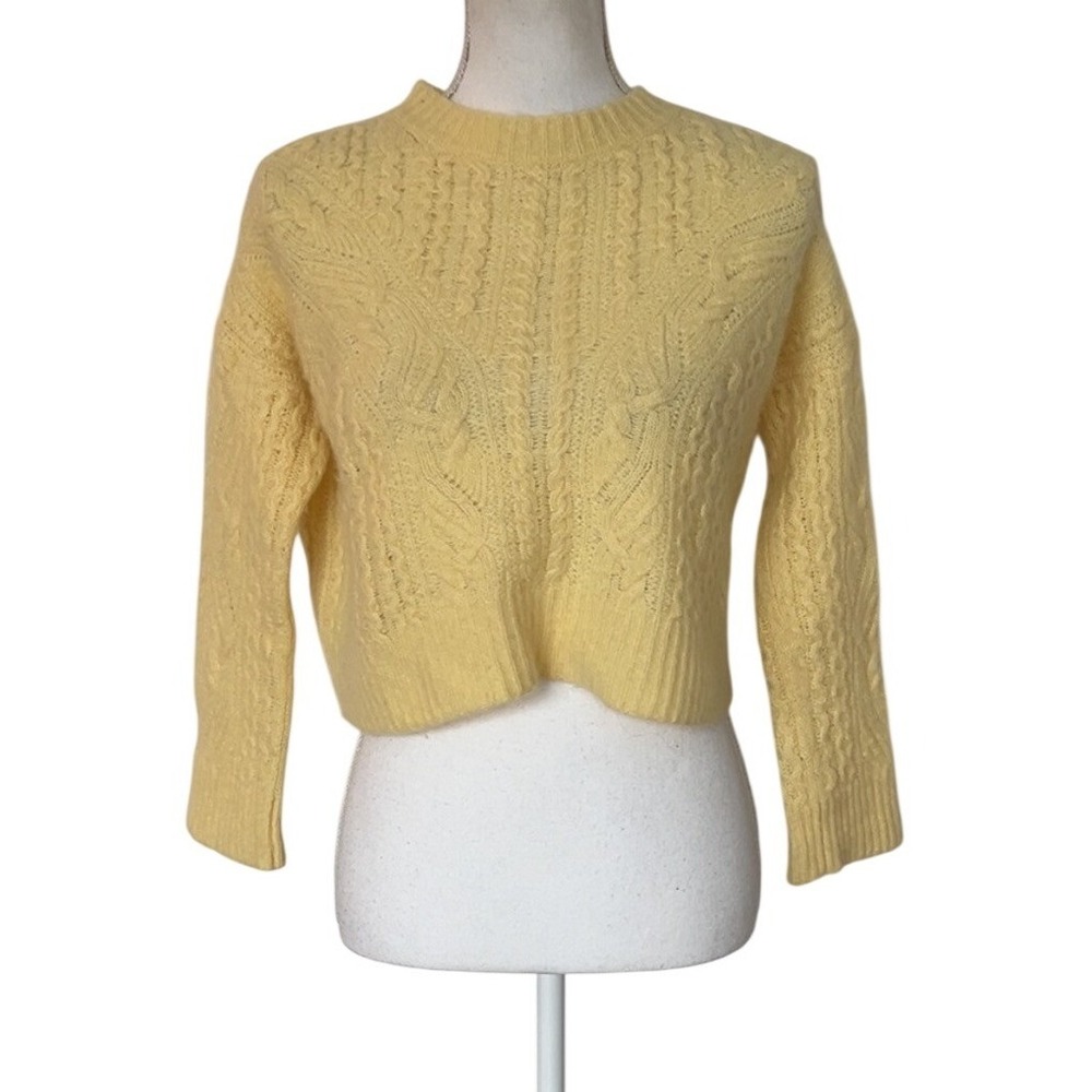 Vince pale yellow wool cashmere cropped oversized cable knit sweater | SZ: XS
